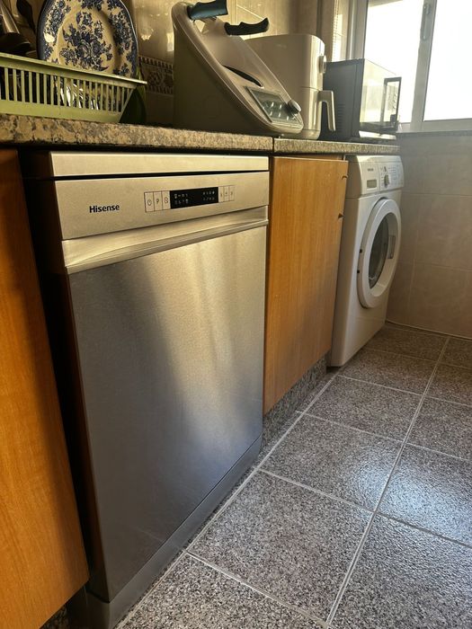 Máquina Lavar Loiça HISENSE HS622E10X