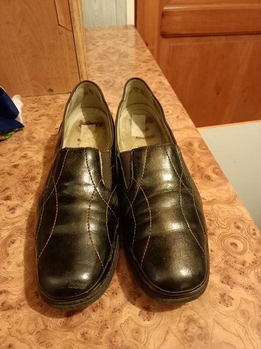 Buty skórzane 42