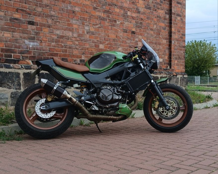 Honda VTR 1000 Custom