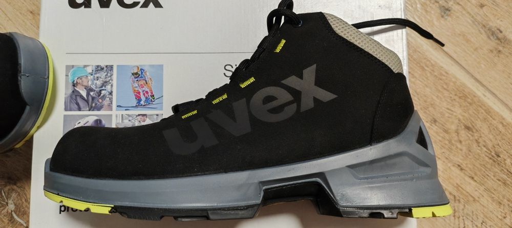 Buty robocze UVEX 85458, rozmiar 42