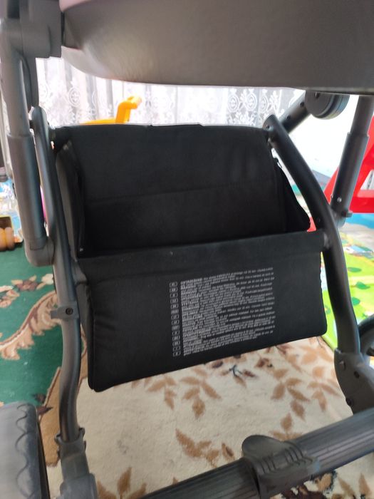 Продам дитячу коляску