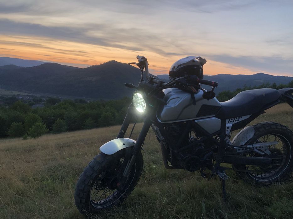 Geon  Skrambler 250 Silver