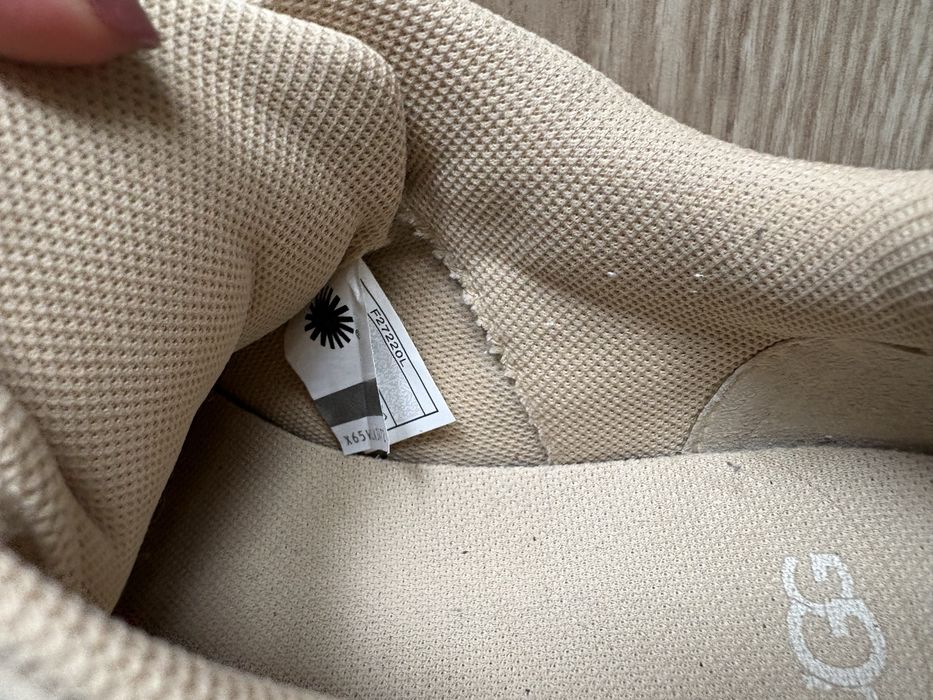 UGG Sneakersy skórzane