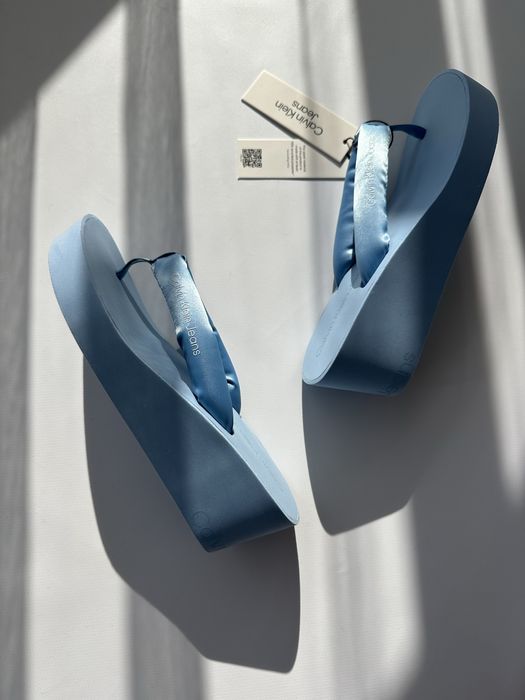 Жіночі шльопанці/вєтнамки Calvin Klein