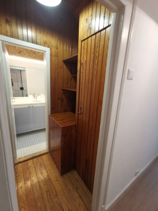 Apartamento Alcântara, T1 - Arrenda-se