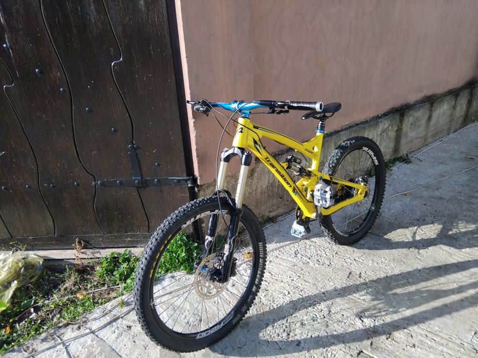 Продається гірський велосипед.