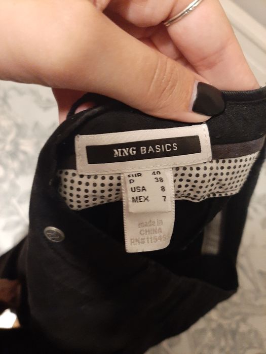 Calças de homem pretas