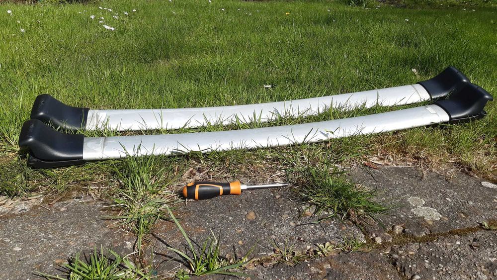 Oryginalne poprzeczki dachowe Volvo V70 XC70 31454714