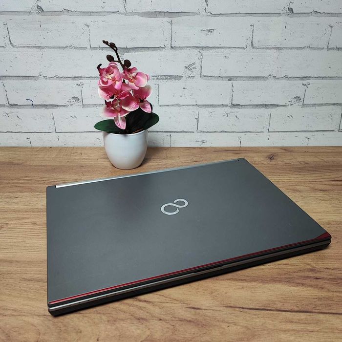 Супер потужний ноутбук Fujitsu Intel Core i7 | 32 ОЗУ | 4G | SSD+HDD