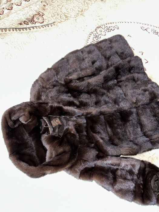 Продам Шубу, натуральная норка