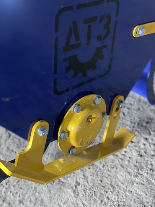 Грунтофреза ДТЗ. Грунтофрези для міні тракторів