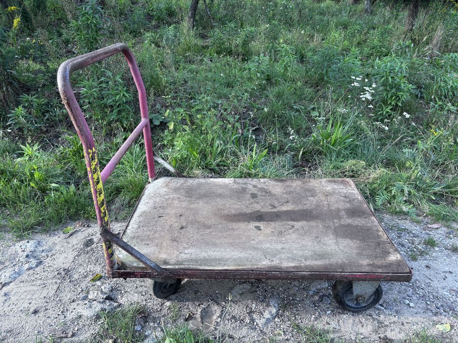 Wózek transportowy,magazynowy do przewozu towarów