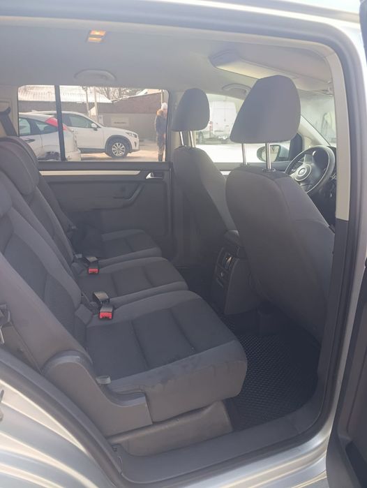 Терміново Vw Touran 1.6 tdi