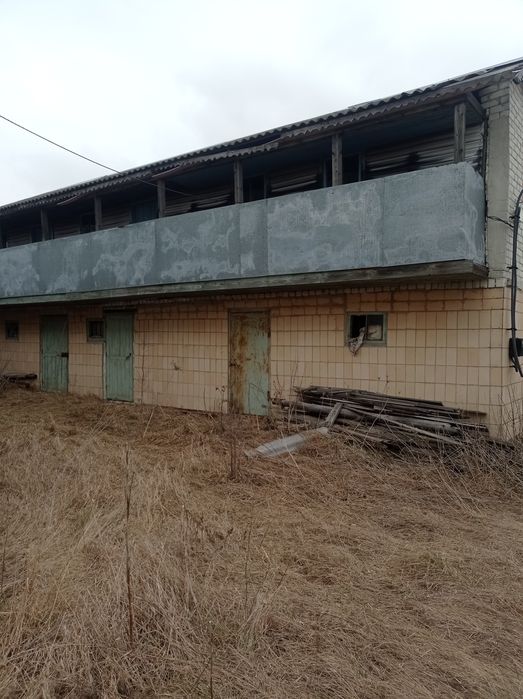 Недобудова в передмісті Чернігова. Село Количівка. Напруга 380 Вольт.
