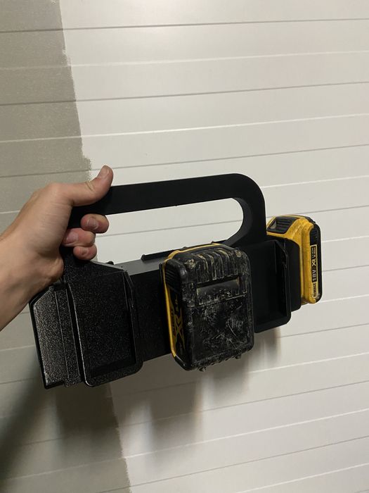 Transporter akumulatorów DeWalt 18V
