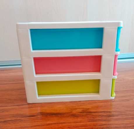 Pojemnik z szufladkami