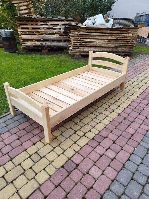 Łóżko sosnowe  ławka skręcana