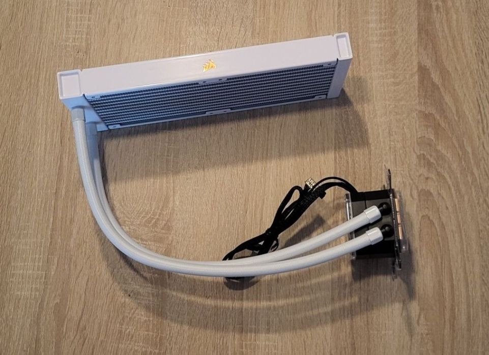 Watercooler Corsair H100i Elite Capellix XT White 240mm RGB, Como Novo