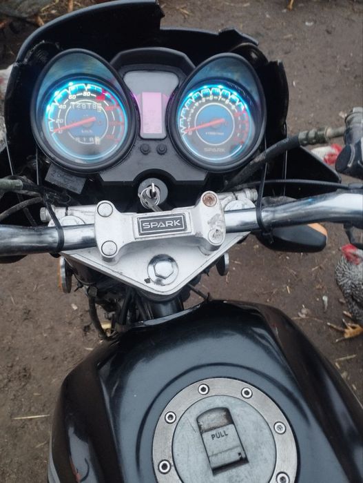 продам мотоцикл заводиться їде
