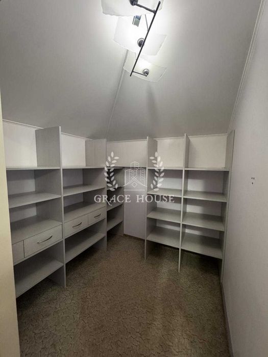 Продажа дома 300м. кв. с выходом на Днепр Конча-Заспа Козин дамба