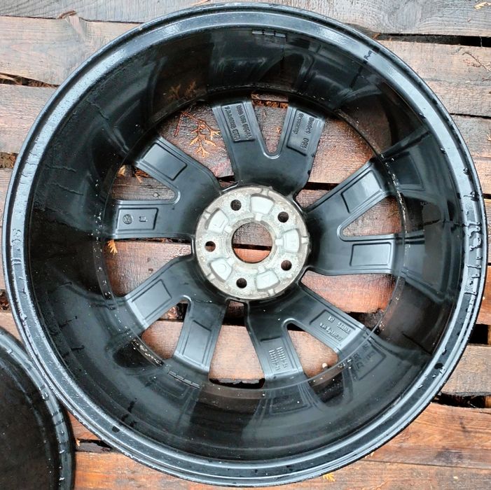 Felga Oryginał VW Golf Touran Caddy 5G0.601.025.AL 7,5Jx18 ET51 5x112