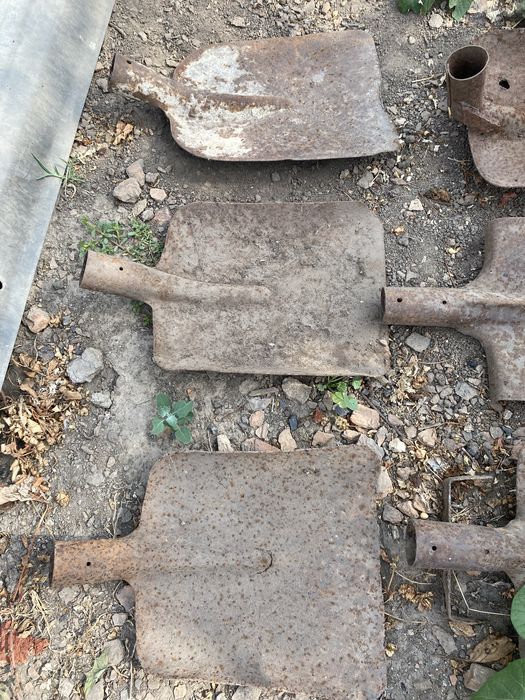 Орудие труда лопата черпак металл