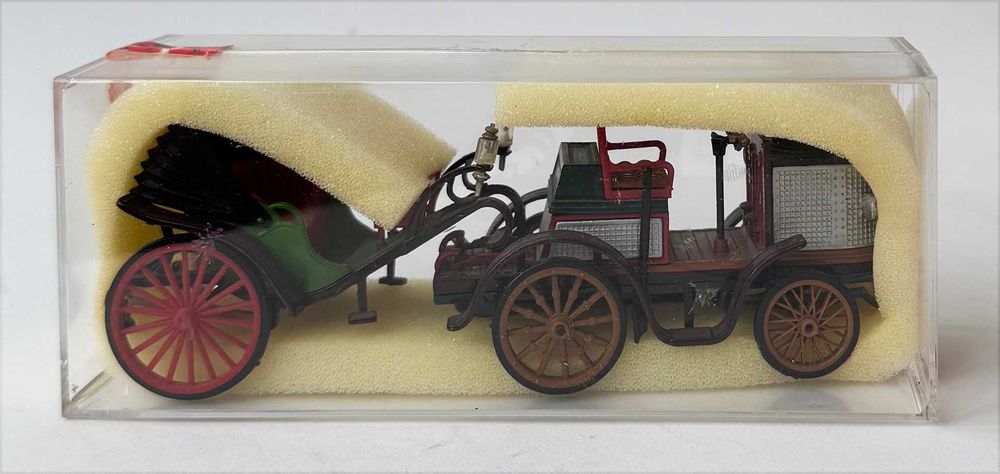 RIO30_DE DION BOUTON “Victoria” (a vapore) 1894 Escala 1/43. Made in Italy. Completo e como novo.