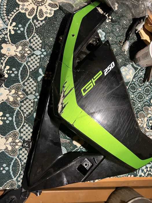 Пластик loncin gp 250 2a