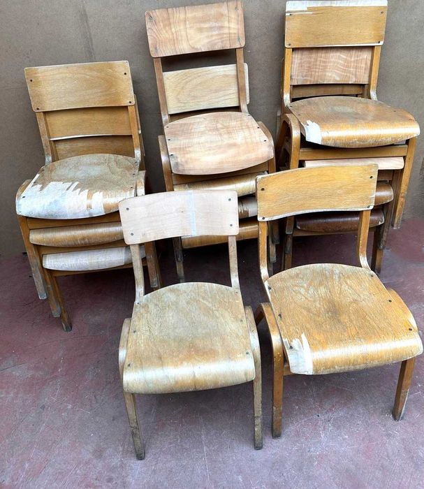 Cadeiras antigas, conjunto de 25 unidades  em faia da Lamstak dos anos 50,
