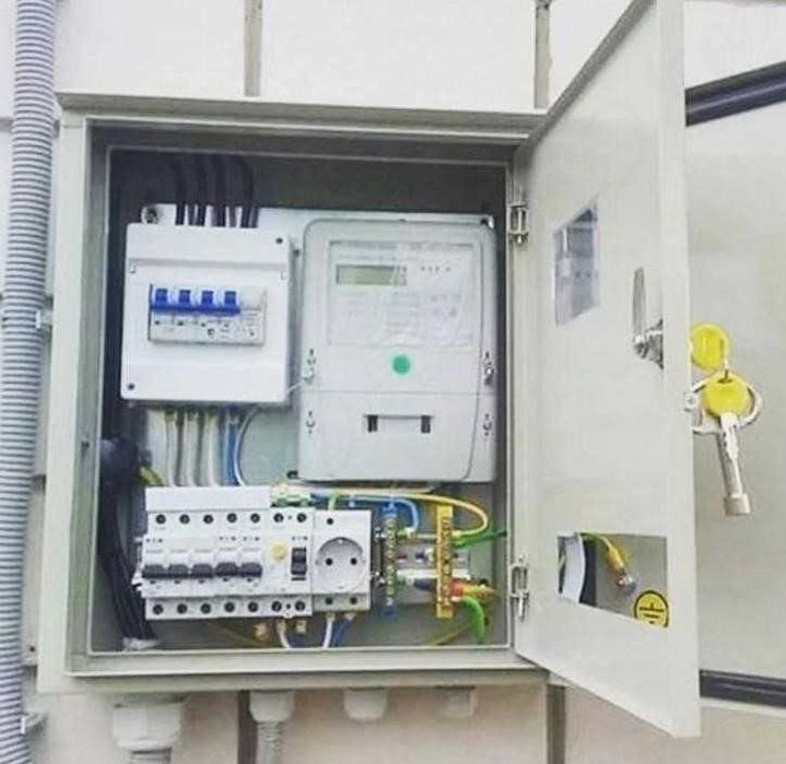 Електрик. Послуги Виклик електрика. Электрик. Заміна, монтаж проводки