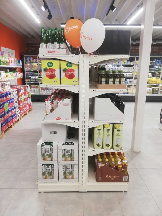 Стелажі в магазин, касові прилавки, холодильники