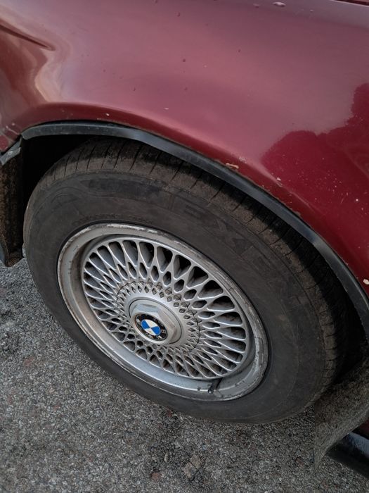 Продам машину BMW E36