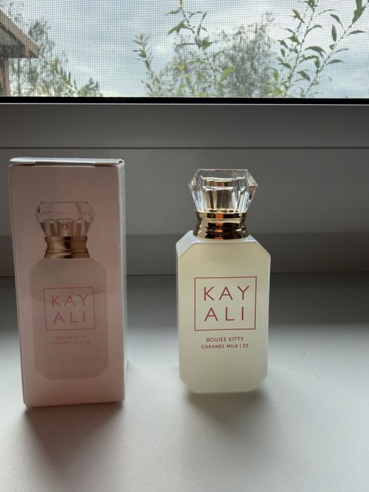 Kayali Boujee Kitty caramel milk