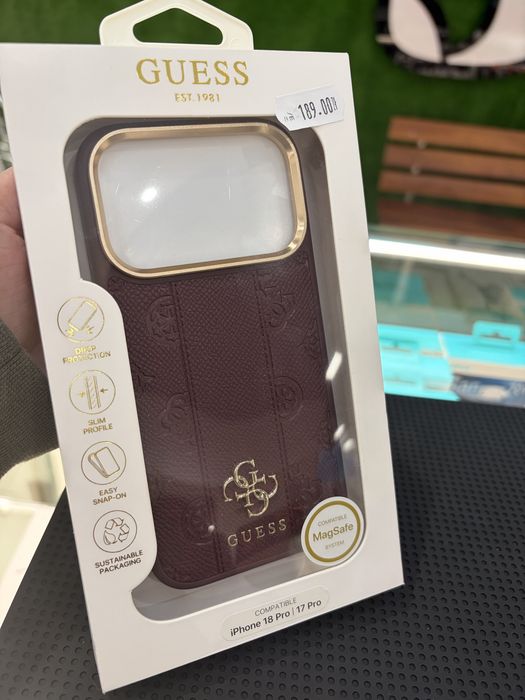 Case Guess iphone 18 pro/17 pro