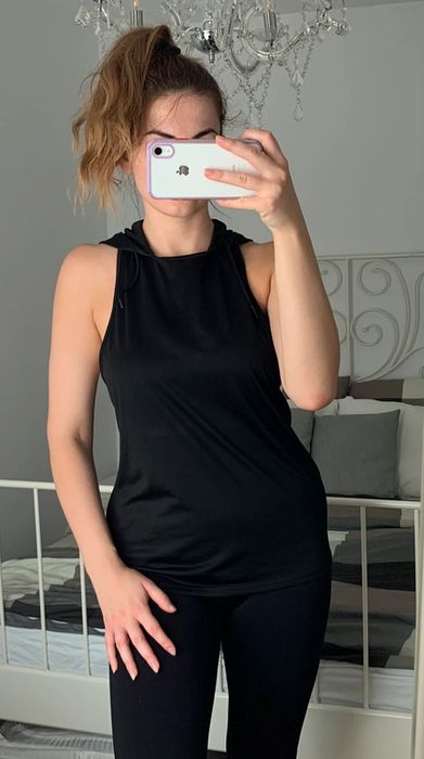 Gymshark tank top czarna bluzka sportowa z kapturem M