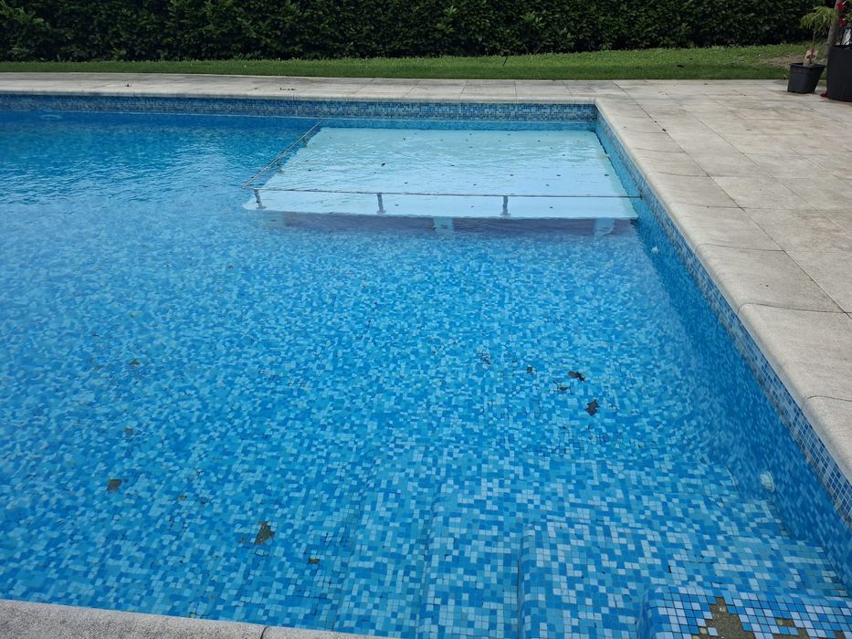 Plataforma de segurança para piscina / zona baixa para crianças