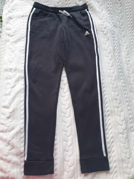 Nowe spodnie Adidas oryginalne