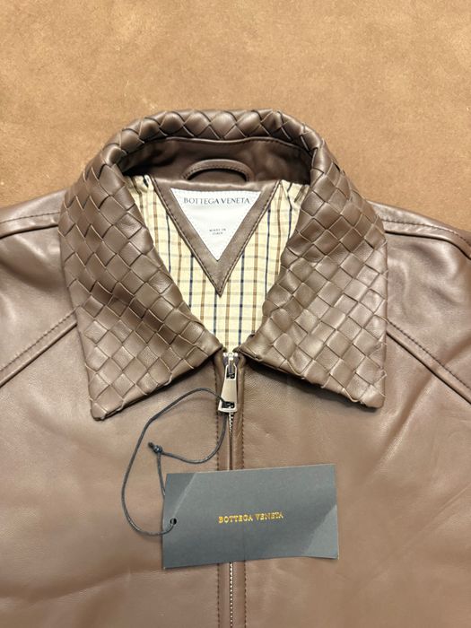 Чоловіча шкіряна куртка-бомбер Bottega Veneta Intrecciato Collar Brown (Коричнева брендова куртка з натур. шкіри) XL