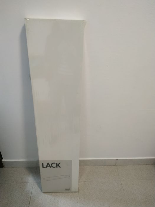 LACK estante de parede IKEA