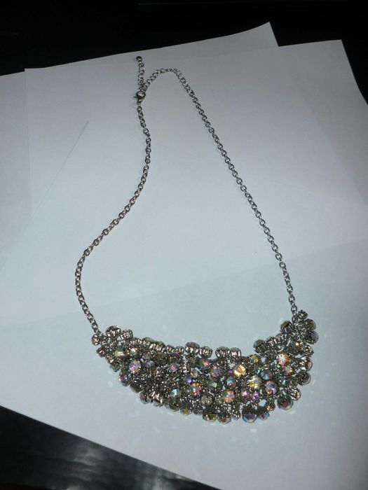 Jablonex piękny naszyjnik z cyrkoniami