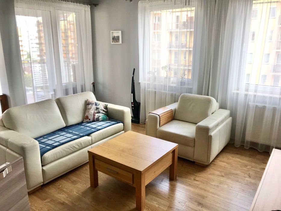 Mieszkanie 3-pokojowe, 57 m2 na ulicy Radzikowskiego 106A