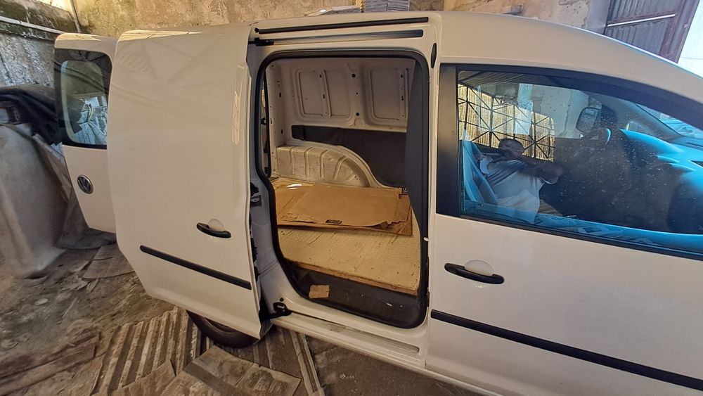 Carrinha Caddy 2 lugares