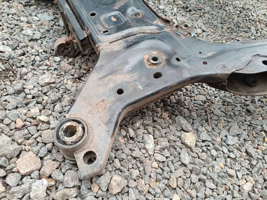 Балка передня Land Rover Freelander 2 2.2 Підрамник Фрілендер 2 L359