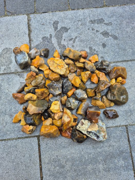 Kamienie kolorowe naturalne