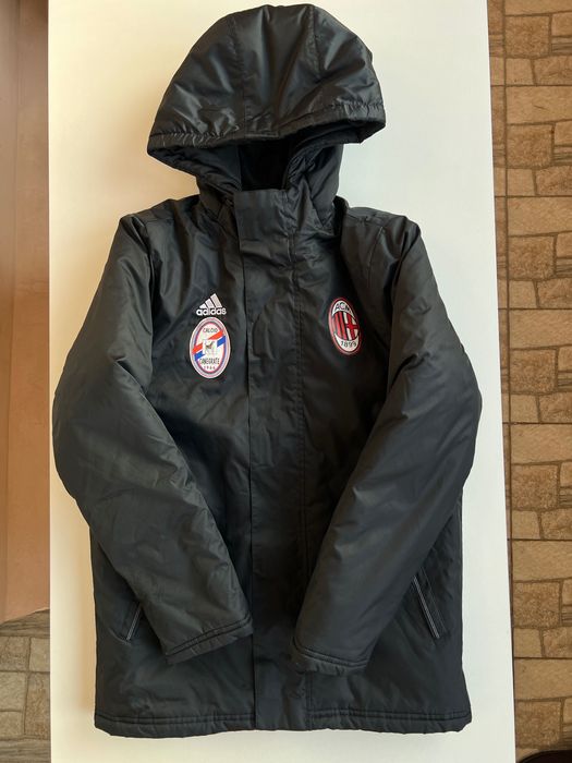 Куртка Adidas осінь/єврозима на підлітка розмір М дитячий