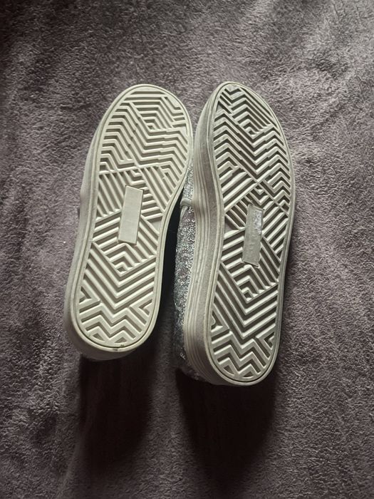 Продам нові стильні черевики Rifle!