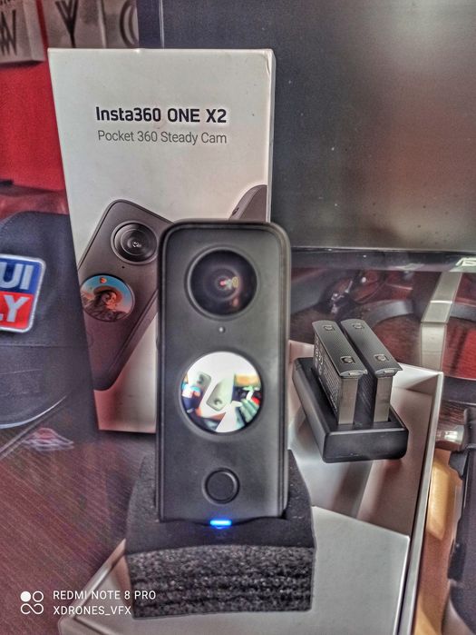 Insta360 One X2  + Extras