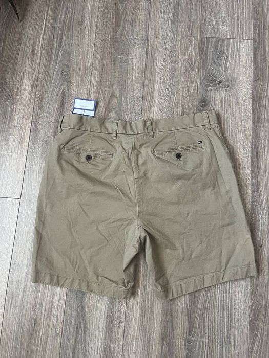 Класичні шорти від Tommy Hilfiger