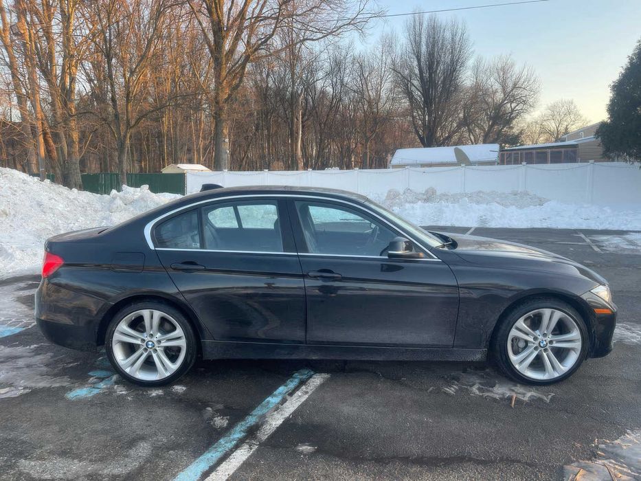 BMW 3 Series      2016