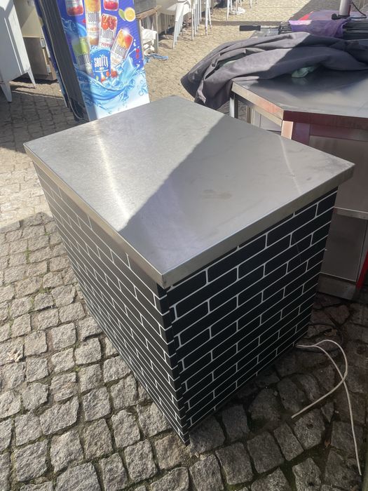 Bancada de apoio c/ gaveta - Aço inoxidável